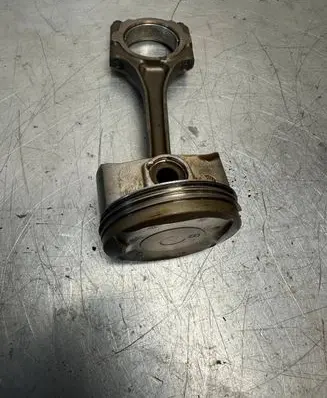 Toyota Prius (XW30) Piston with connecting rod 131010T040