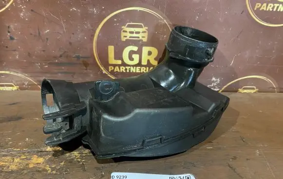 Peugeot 207 Air intake duct part 9683340180