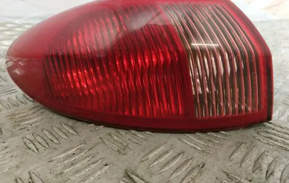 Alfa Romeo 147 Rear/tail lights 46556349 03322010
