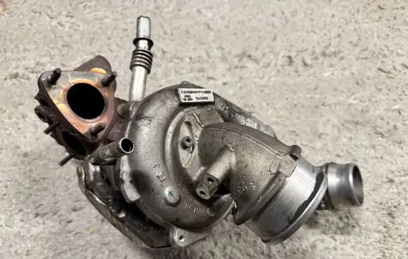 Jeep Grand Cherokee Turbo 35242171G 8230243 03J031131