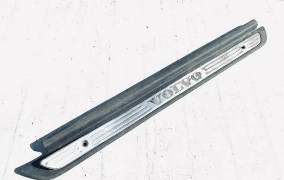 Volvo S40, V40 Front sill trim cover 30818426
