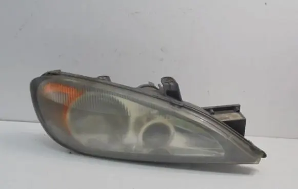 Nissan Primera Headlight/headlamp 260109F602
