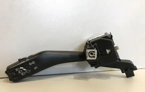 Skoda Octavia Mk2 (1Z) Indicator stalk 1K0953513G
