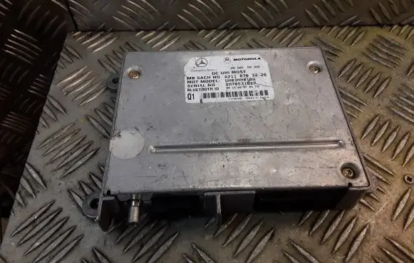 Mercedes-Benz E W211 Phone control unit/module 2118703226 A2118703226