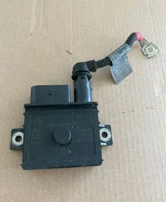 BMW 3 E46 Glow plug pre-heat relay 780120003 0007101817 E2110022357