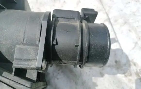 Renault Laguna II Mass air flow meter 7700314057 5WK9609