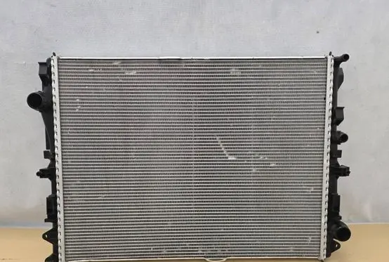 Mercedes-Benz EQV 447 Coolant radiator HN096001 A0995007100