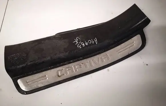 Chevrolet Captiva Rear sill trim cover 96630473