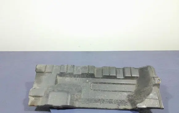 Suzuki Swift I Intercooler air guide/duct channel 7239363J10