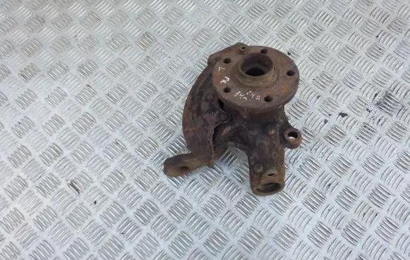 Volkswagen Transporter - Caravelle T4 Front wheel hub