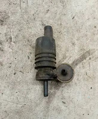 Audi A4 S4 B7 8E 8H Windscreen/windshield washer pump 1T0955651A 3028143