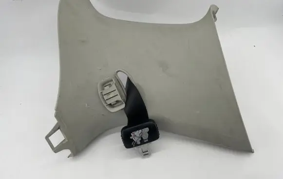Seat Alhambra (Mk2) Rear seatbelt 7N0857811
