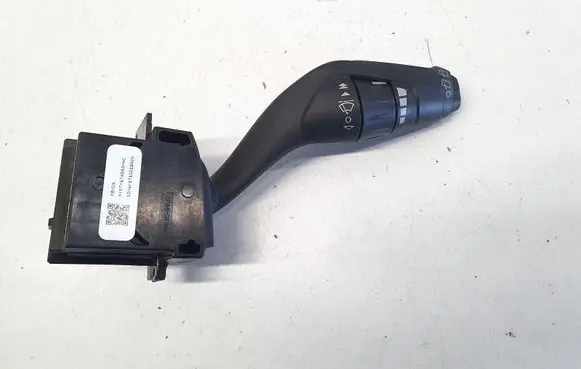 Ford Fiesta Wiper control stalk AV6T17A553AC nr9557