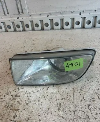 Skoda Octavia Mk2 (1Z) Front fog light 1Z0941701 SHX15201B 1Z0941699