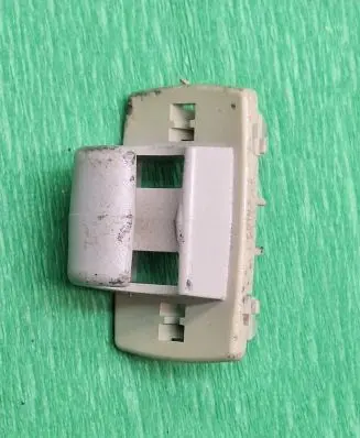 Sun visor clip/hook/bracket