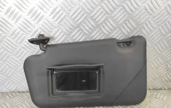 Nissan Juke I F15 Sun visor