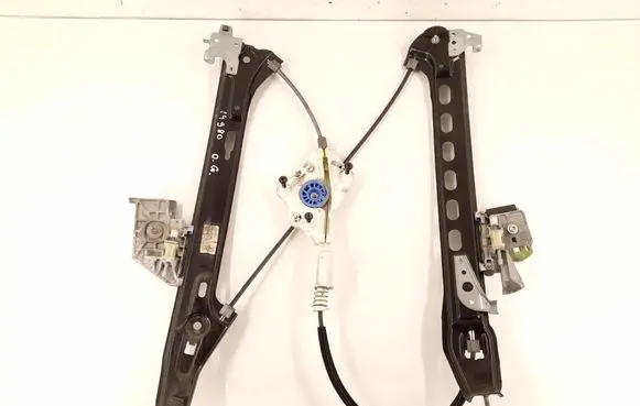 Mercedes-Benz CLS C219 Rear window lifting mechanism without motor 2197300146 2197300346