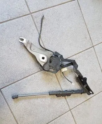 BMW X5 E70 Engine bonnet/hood hinges 7148348 714834811
