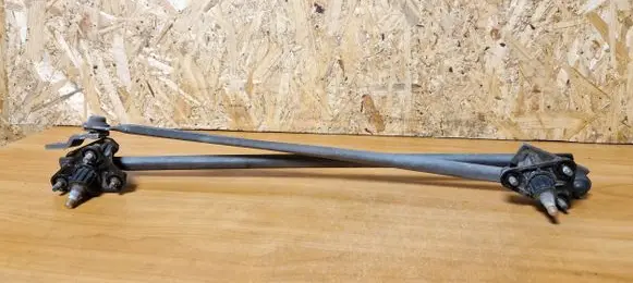 Volvo S40, V40 Front wiper linkage 0390241170