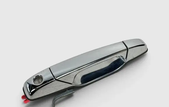 Cadillac Escalade Front door exterior handle 15835270