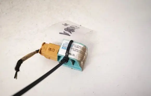 Fiat Stilo Airbag deployment crash/impact sensor 46781028