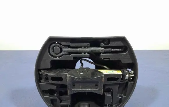 Peugeot 208 I Trunk/boot lower side trim panel 9655342680