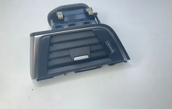 BMW 4 F36 Gran coupe Dashboard side air vent grill/cover trim 9346226 530835