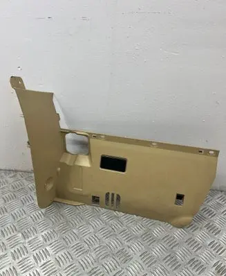 BMW 5 E60 E61 Dashboard lower bottom trim panel 7156230