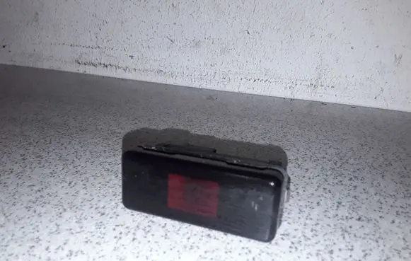 BMW 5 E39 Hazard light switch 8350947