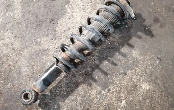 Toyota Corolla Verso AR10 Rear shock absorber with coil spring 