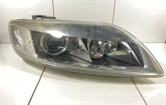 Audi Q7 4L Headlight/headlamp 4L0941030E 89313005
