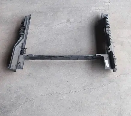 BMW 5 E60 E61 Bottom radiator support slam panel 7791179 22793115