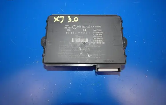 Jaguar XJ X351 Keyless (KESSY) go control unit/module AH2219H440AG 1320031975 5E07702E7