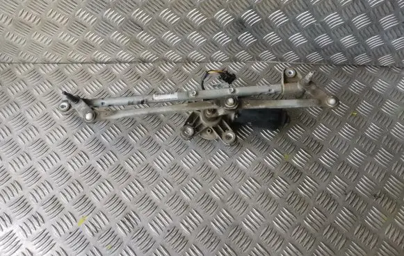Opel Vectra C Front wiper linkage and motor 93185524