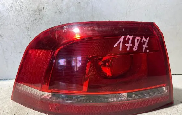 Volkswagen PASSAT B7 Rear/tail lights 3AF945095E 605001