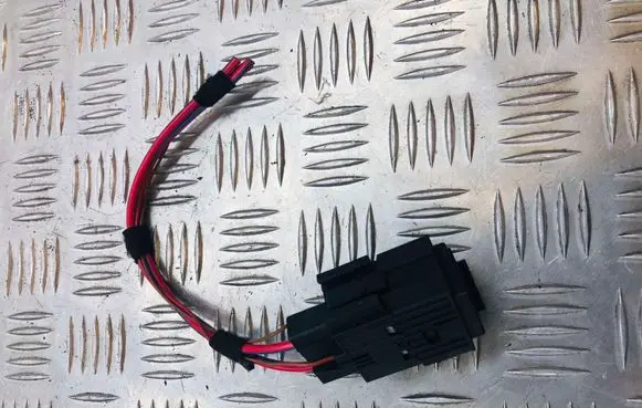 BMW 1 E81 E87 Other relay 6939890