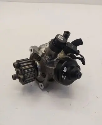 Volkswagen Tiguan Fuel injection high pressure pump 03L130755AC