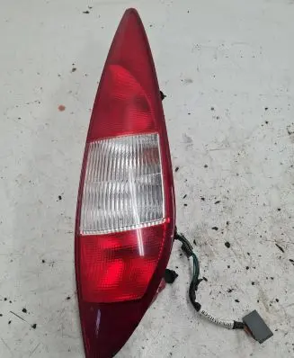 Ford Mondeo Mk III Rear/tail lights