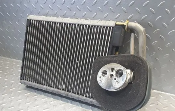 BMW 5 F10 F11 Air conditioning (A/C) radiator (interior) 9159803 523501901011 X9387002