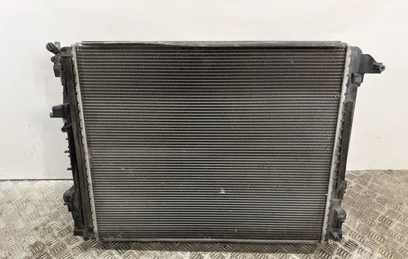 Maserati Ghibli Radiator set 670008724 670009822 16472674