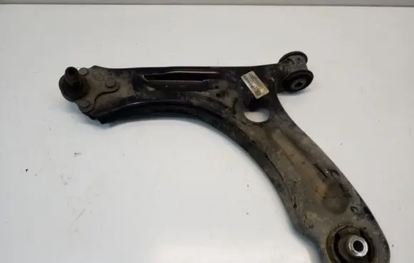 Volkswagen Jetta VI Front lower control arm/wishbone