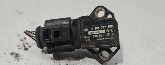 Audi A6 S6 C6 4F Air pressure sensor 038906051B 0281002399 15051AS7
