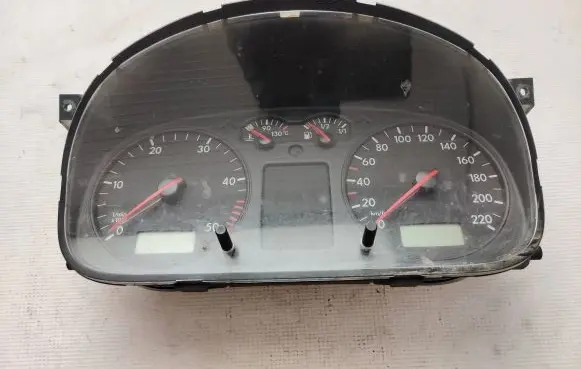 Volkswagen Transporter - Caravelle T4 Speedometer (instrument cluster) 7D0920802C