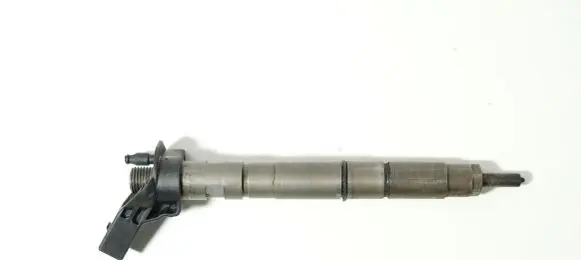 Audi A4 S4 B7 8E 8H Fuel injector 059130277AB