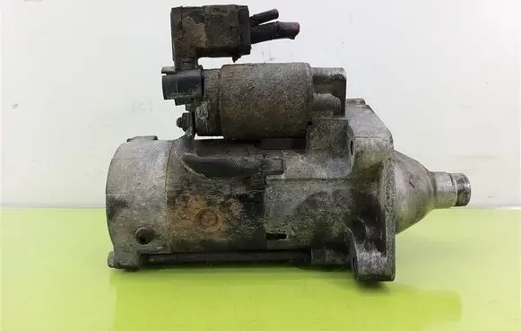 Chrysler Voyager Starter motor 04868860AA