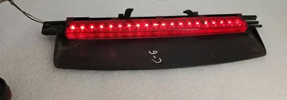 Audi A6 S6 C6 4F Third/center stoplight 4F5945097