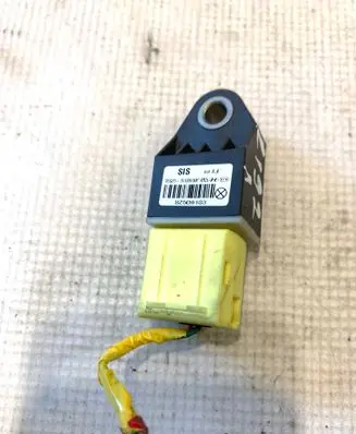 Hyundai i40 Airbag deployment crash/impact sensor 959200U000 SZ5D0183