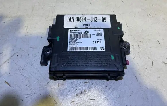 Jeep Grand Cherokee Keyless (KESSY) go control unit/module A2C87409100 405323087A P68217462AB