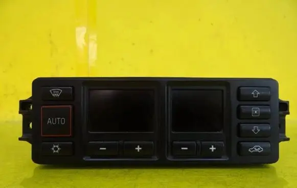 Audi A3 S3 8L Climate control unit 8L0820043B 5HB007608-00