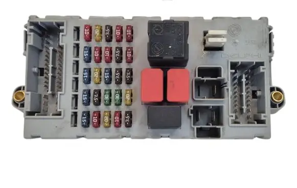 Fiat Punto (188) Fuse module 51735172 46520600